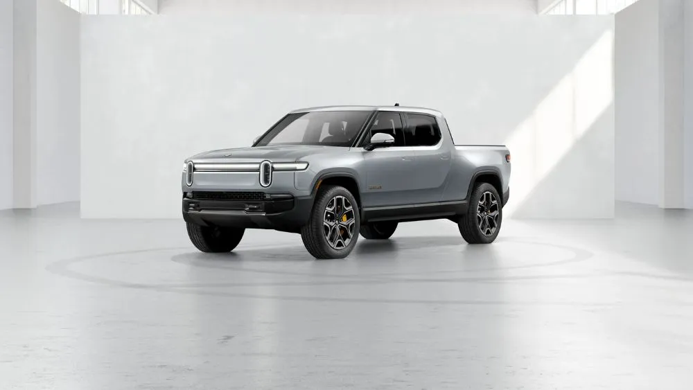 2025 Rivian R1T