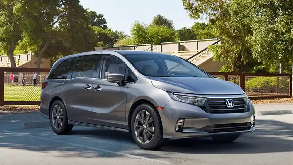 Honda Odyssey (Best Family Cars)