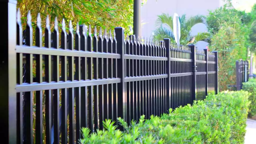 how to choose the right fence