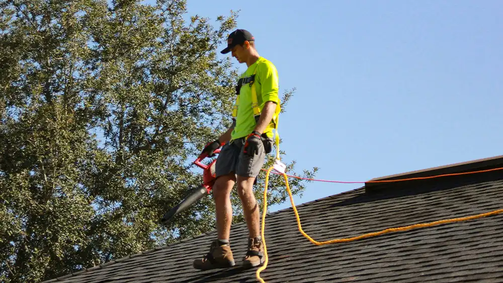 The Downsides of Hiring Professional Roofing Contractors