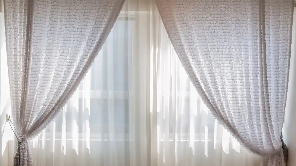 How to Choose Curtains for Living Room